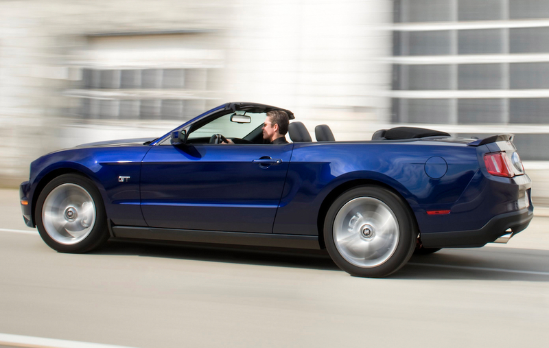 Illustration for article titled 2010 Ford Mustang GT First Video